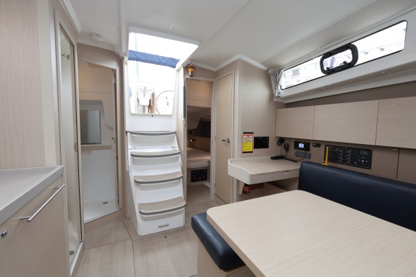 Beneteau Oceanis 38.1 additional image 6
