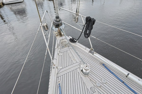 Hallberg-Rassy 37 additional image 2