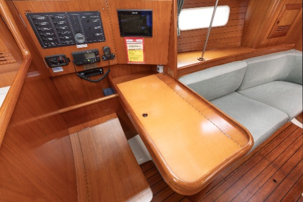Beneteau Oceanis 361 Clipper additional image 8