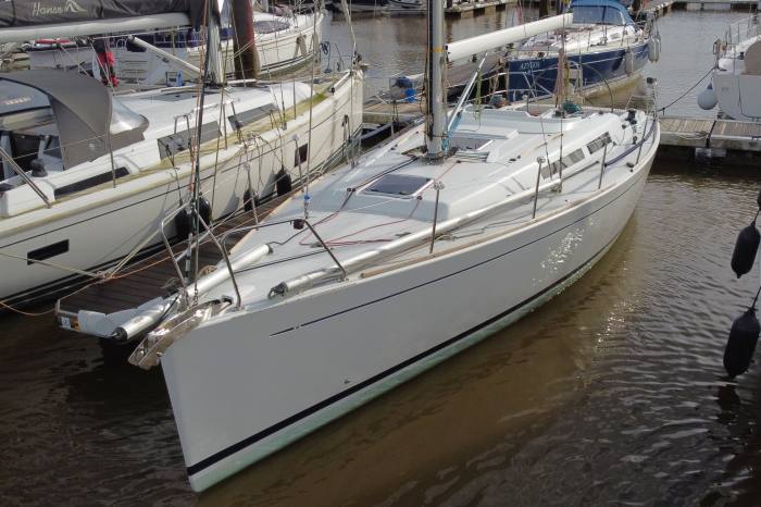 2005 Grand Soleil 37
