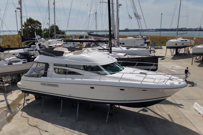 2005 Prestige 46 Fly