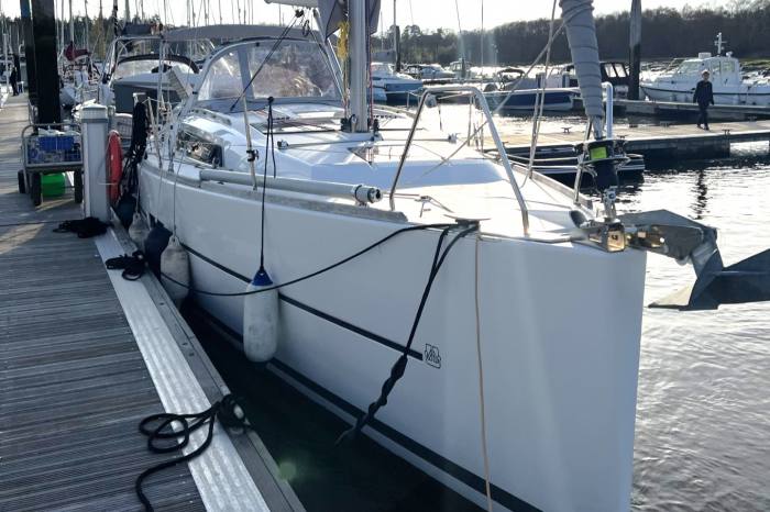 2014 Dufour 310