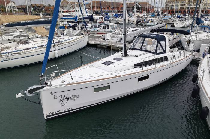 2022 Beneteau Oceanis 38.1