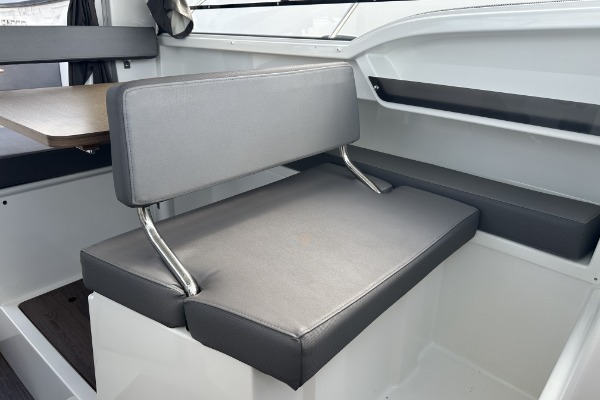 Beneteau ANTARES 8 additional image 7