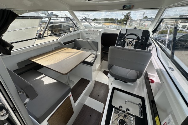 Beneteau ANTARES 8 additional image 6